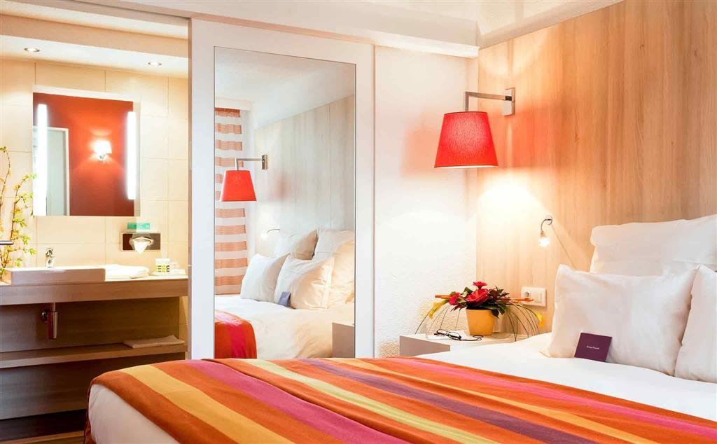 Mercure Pau Palais Des Sports ภายนอก รูปภาพ