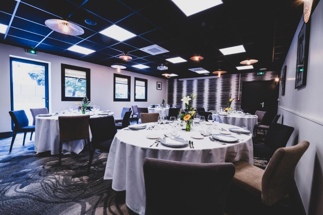 Mercure Pau Palais Des Sports ภายนอก รูปภาพ